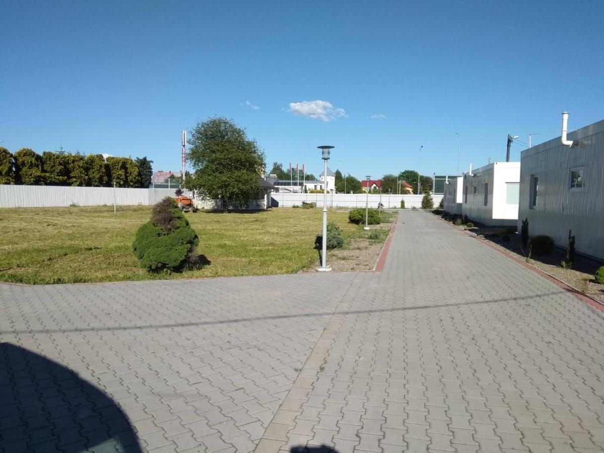 Domki Noclegowe Przemysl Bagian luar foto